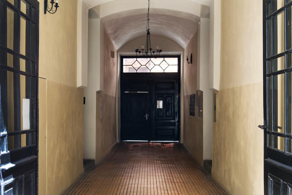 Apartment Live Like Locals: Market Square X Jewish District *