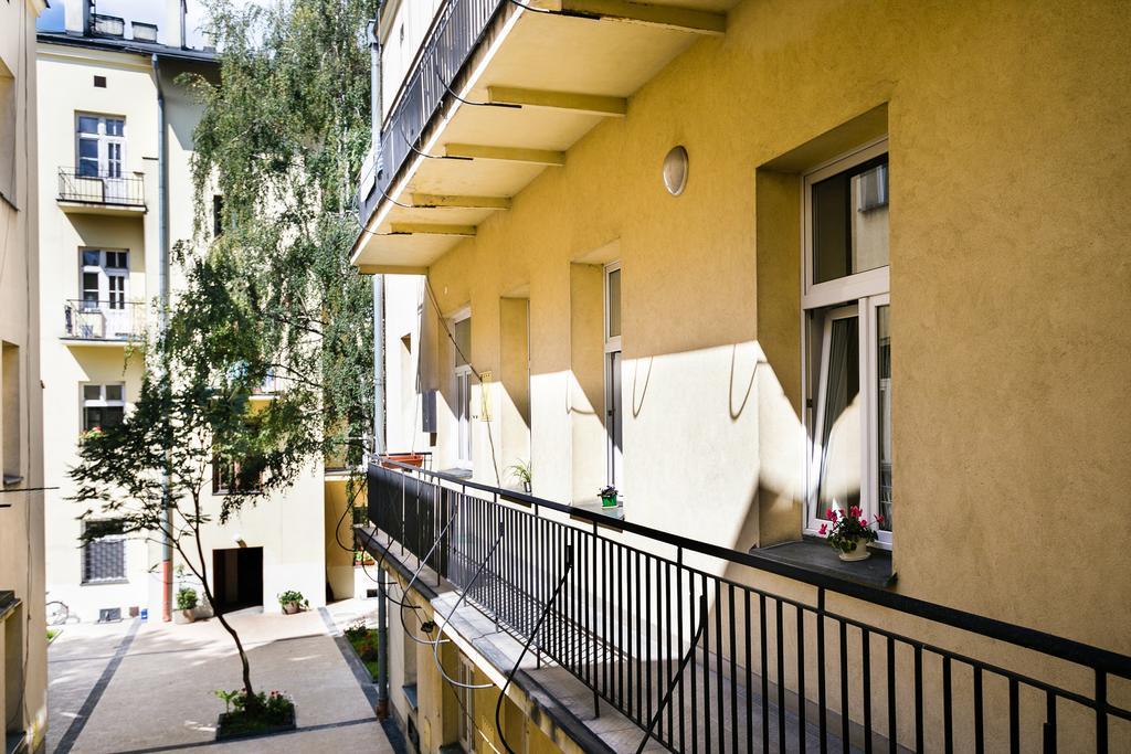 Live Like Locals: Market Square X Jewish District * Krakow
