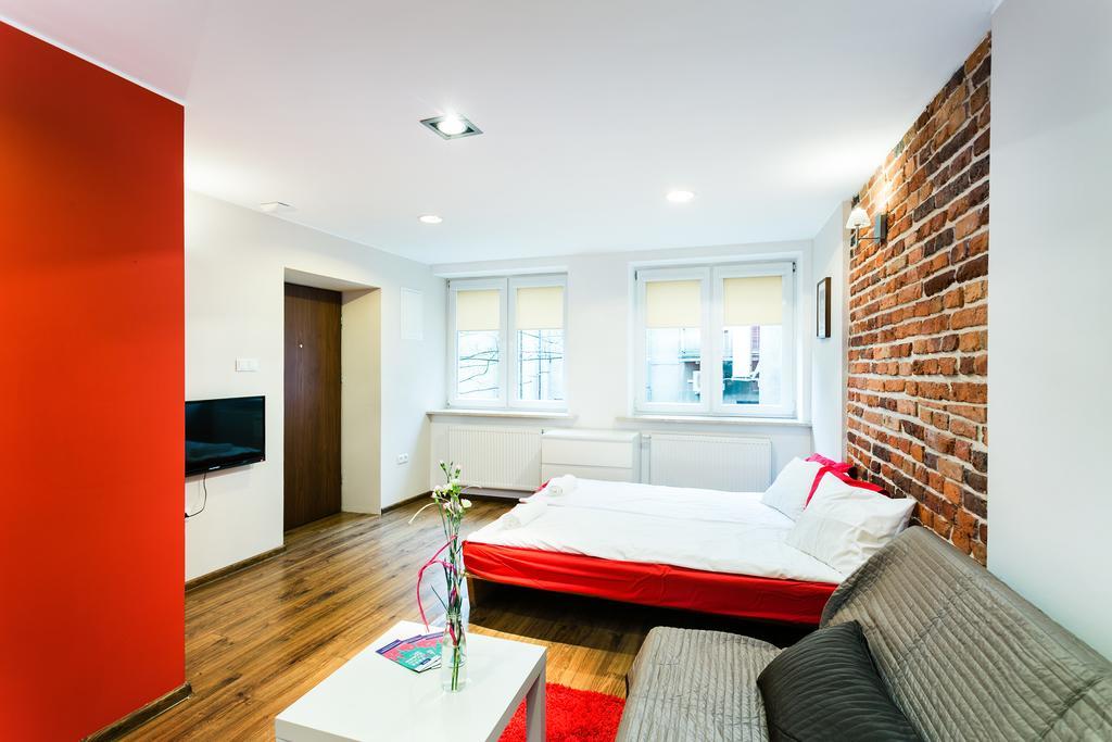 Apartament Live Like Locals: Market Square X Jewish District Kraków
