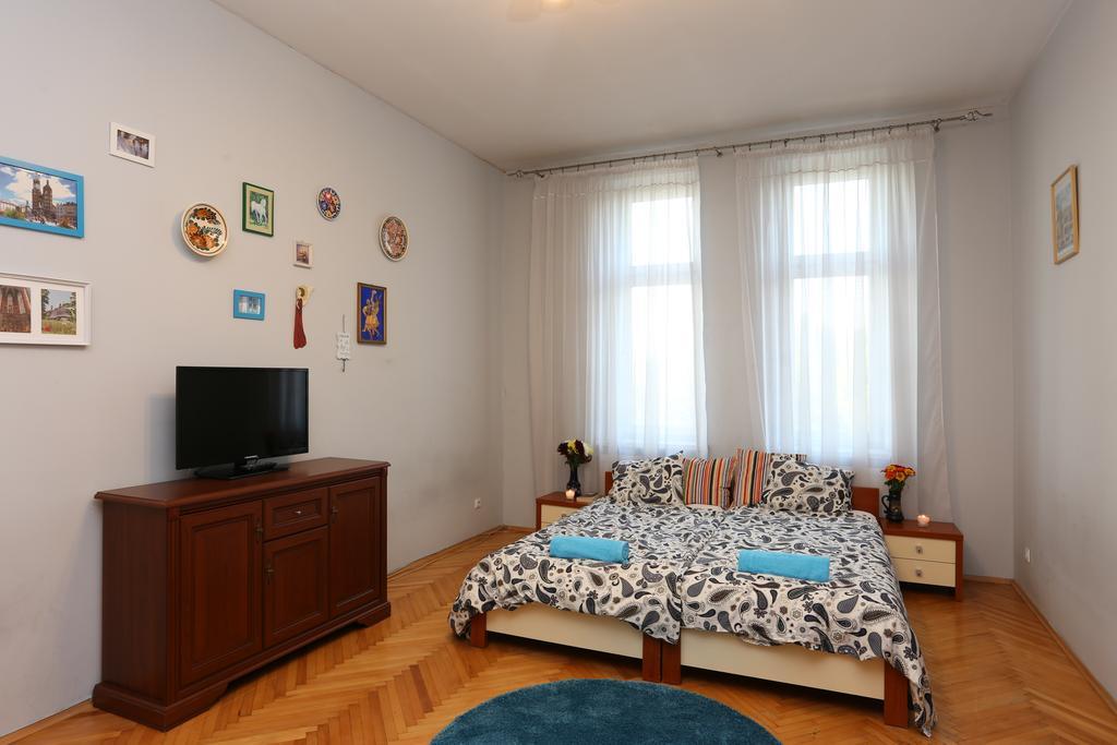 Apartament Live Like Locals: Market Square X Jewish District *